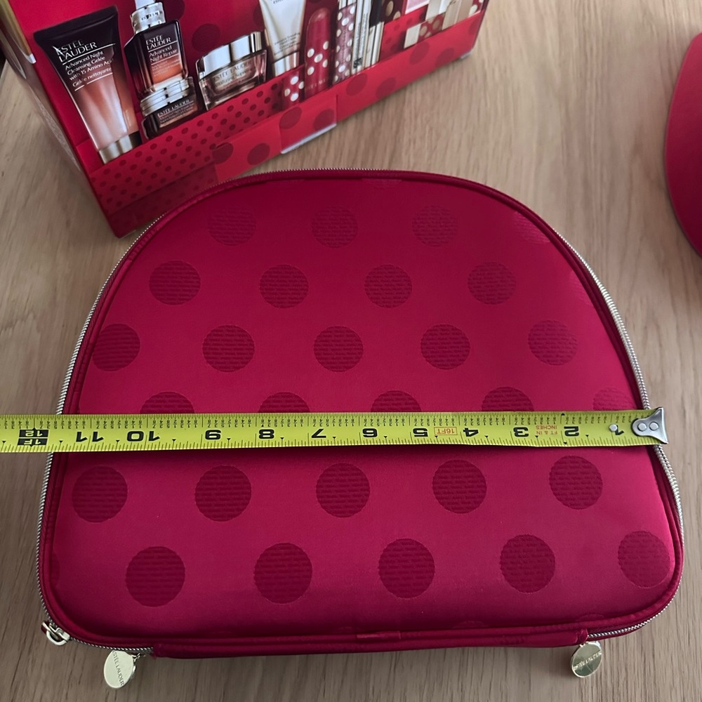 Estee lauder Cosmetic Case - Picture 7 of 8